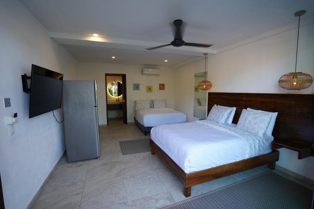 Hotel Puerto Саюлита Екстериор снимка